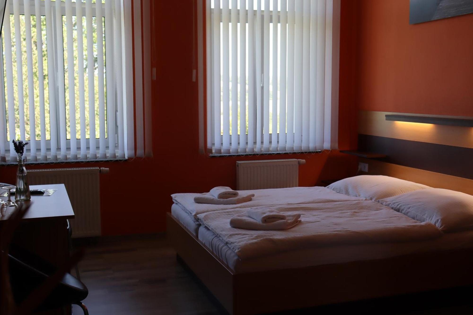 Penzion Obora Tachov  Bagian luar foto