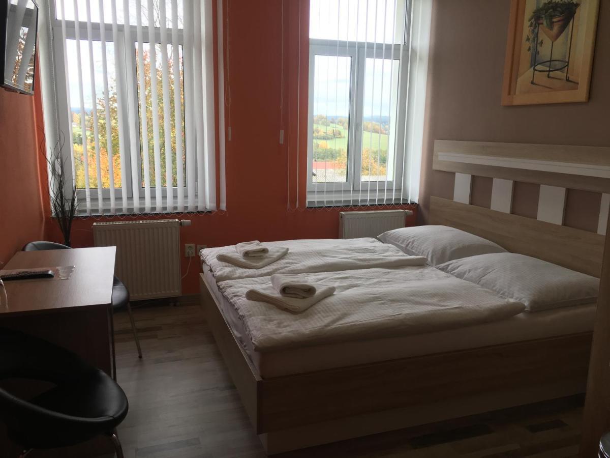 Penzion Obora Tachov  Bagian luar foto